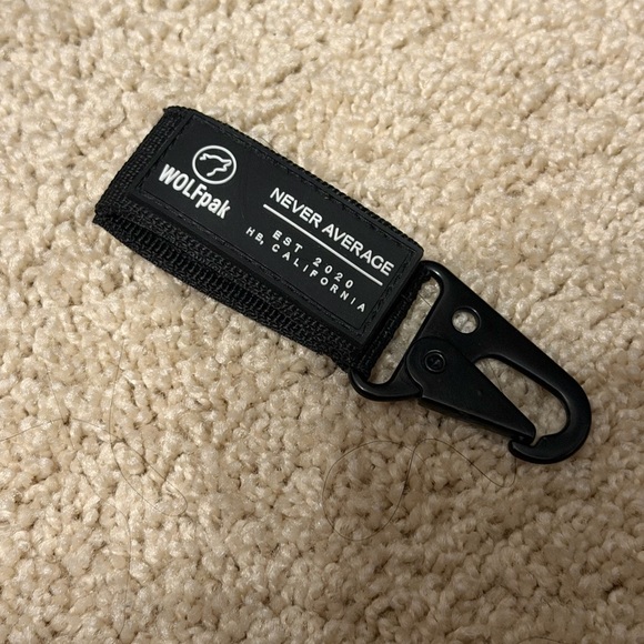 WOLFPak Tactical 25L Backpack Tan MOLLE w/ Accessories Organizer Insert Key Clip - Picture 8 of 11